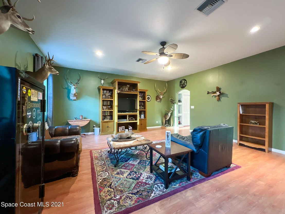 Photo of 4570 Alix Lane