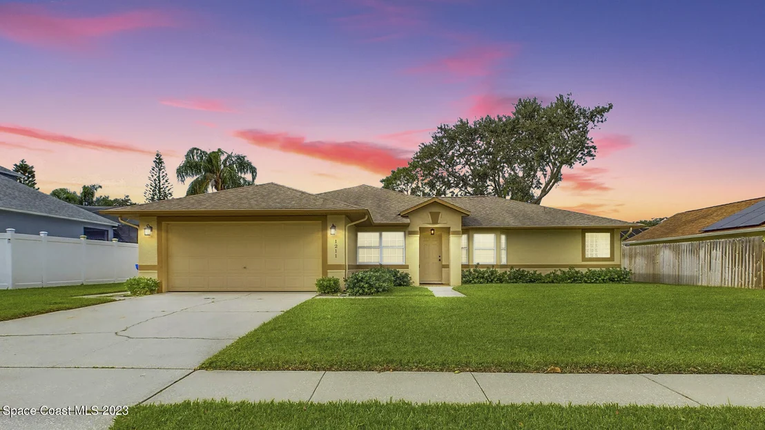 Photo of 1211 Meadow Lake Road