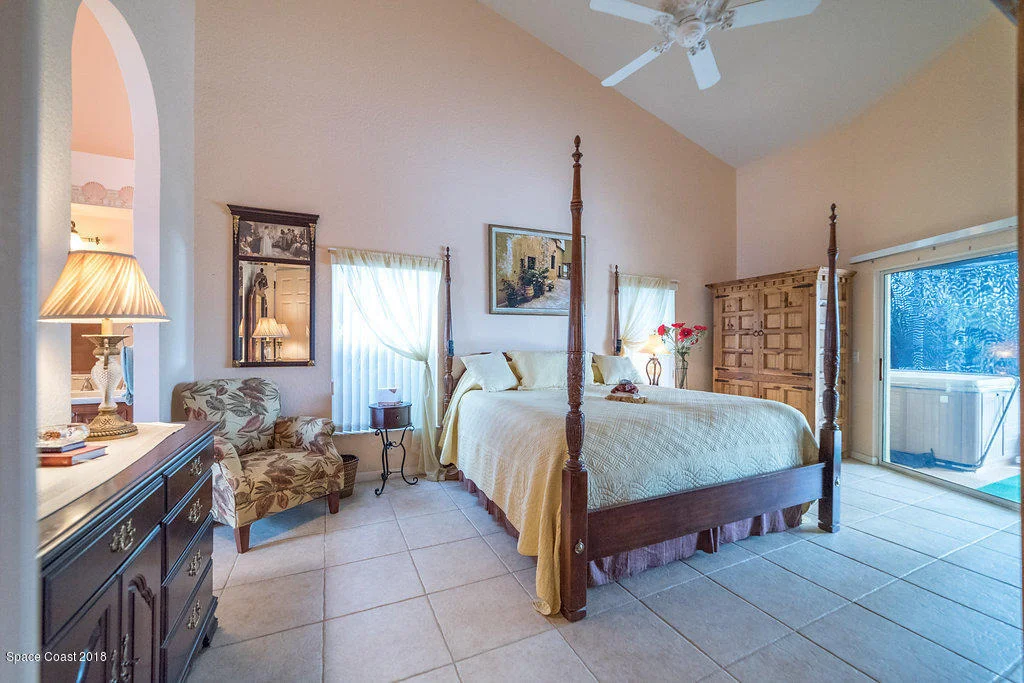 Photo of 207 Ivory Drive