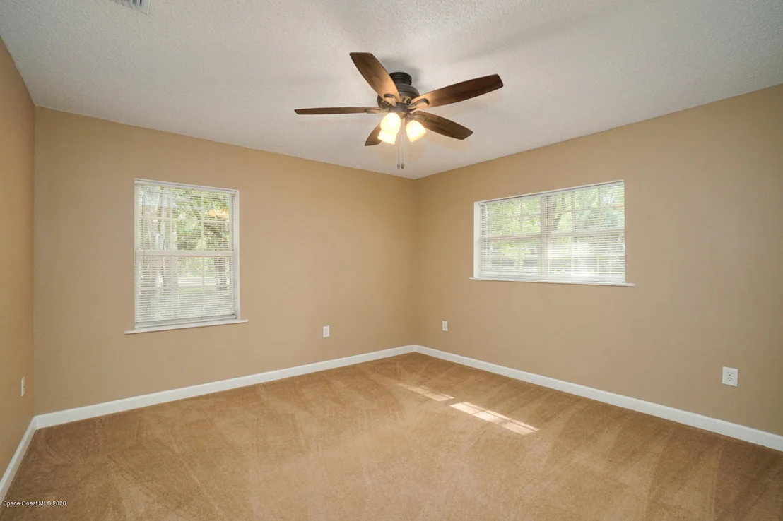 Photo of 2125 Linrose Lane