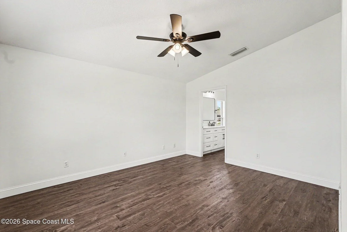 Photo of 1805 Bayhill Drive