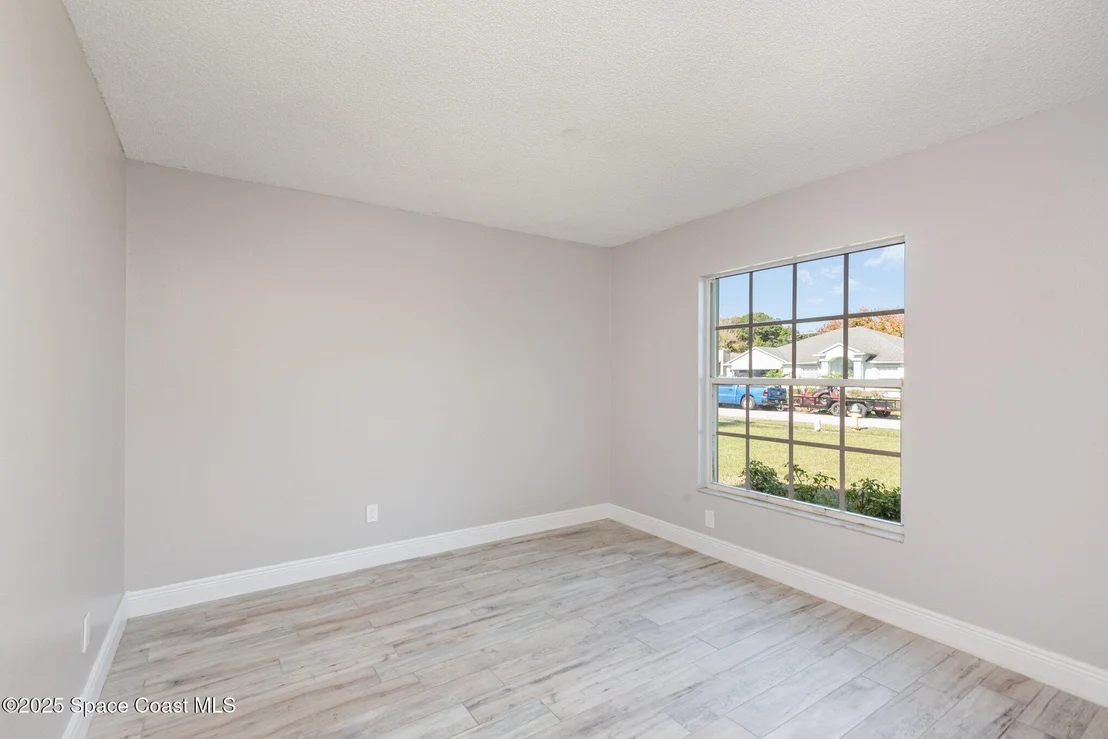 Photo of 1045 Jacaranda Circle