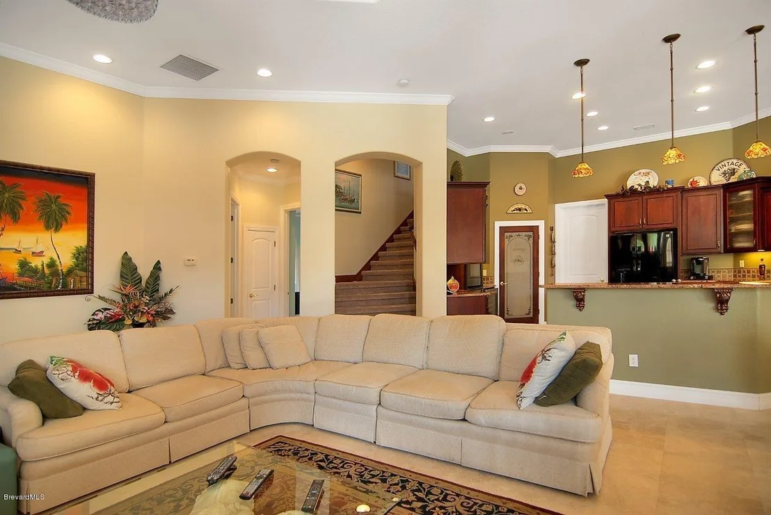 Photo of 2270 Grant Road