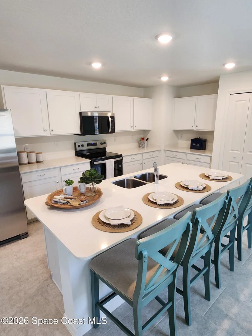 Photo of 641 SW Richmond Circle SW