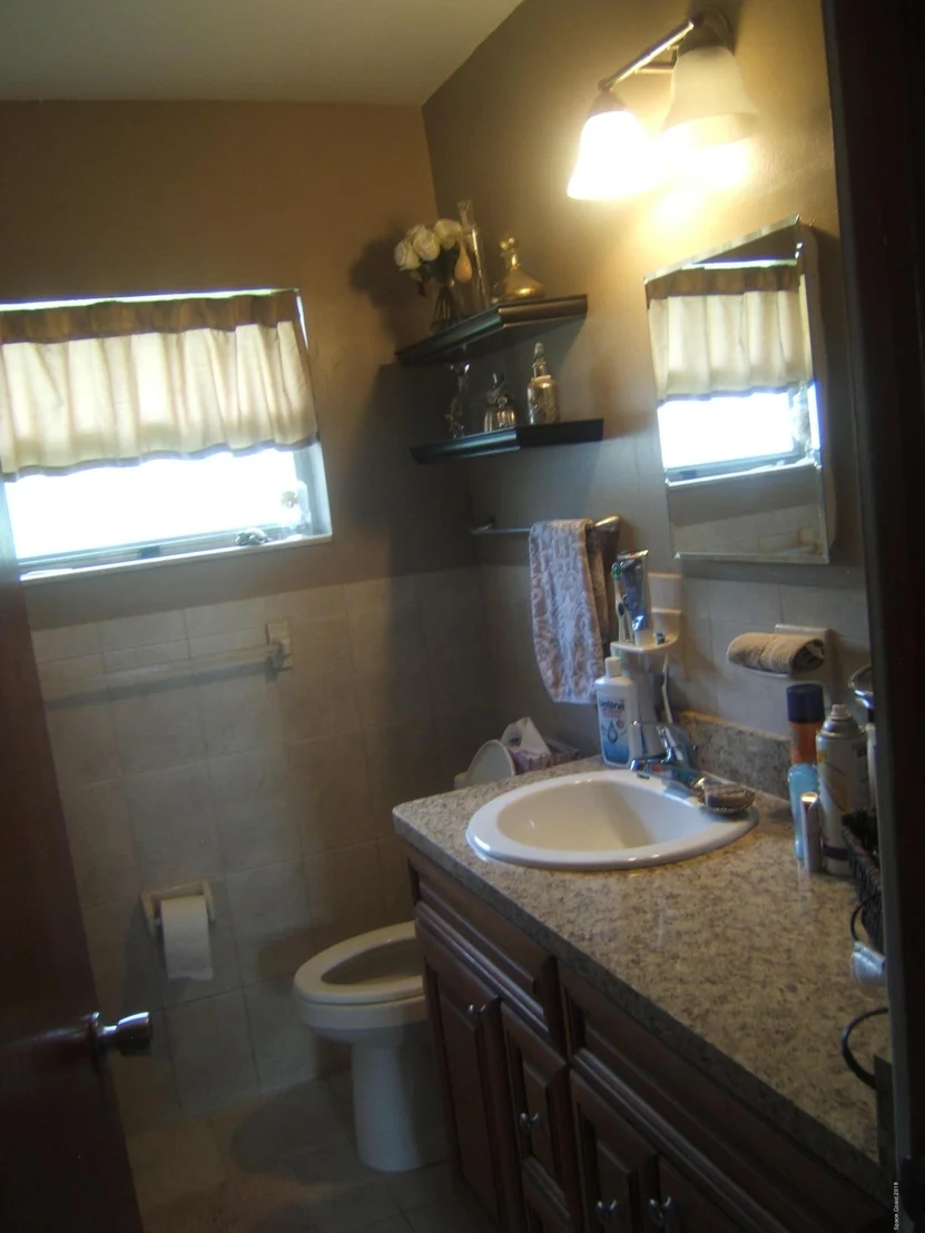 Photo of 2542 Palmetto Drive