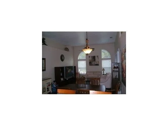Photo of 1874 Ficus Point