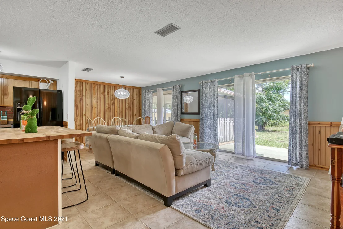 Photo of 1016 Coronado Drive