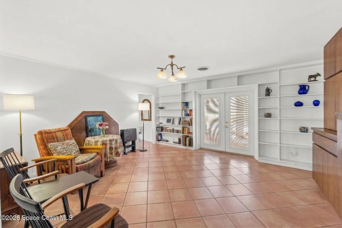Photo of 1790 Bayshore Drive
