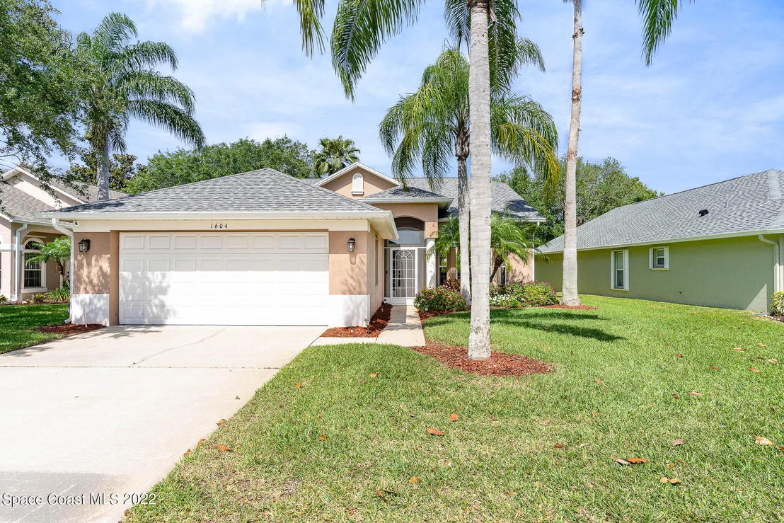 Photo of 1604 Ficus Point Drive