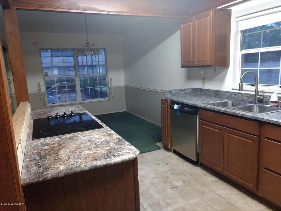 Photo of 2929 Juniper Drive