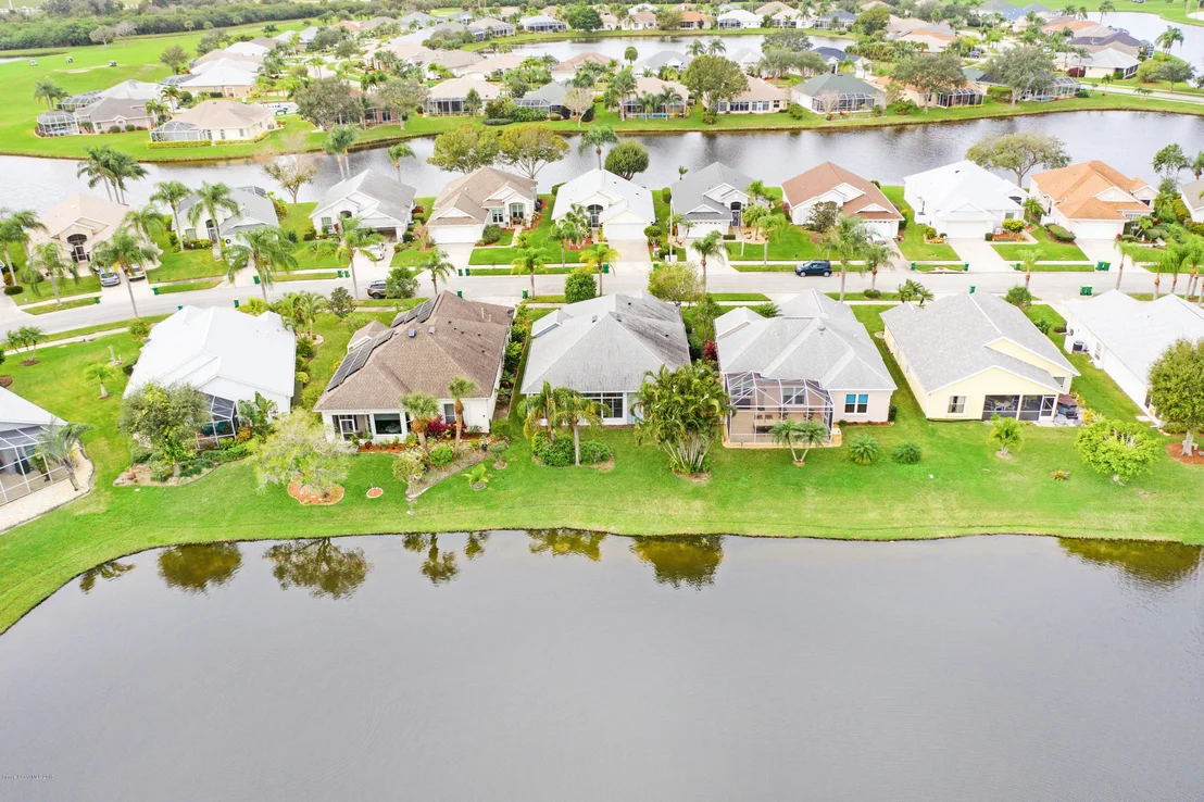 Photo of 2573 Addington Circle