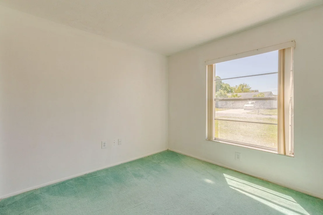 Photo of 2858 Pembroke Road