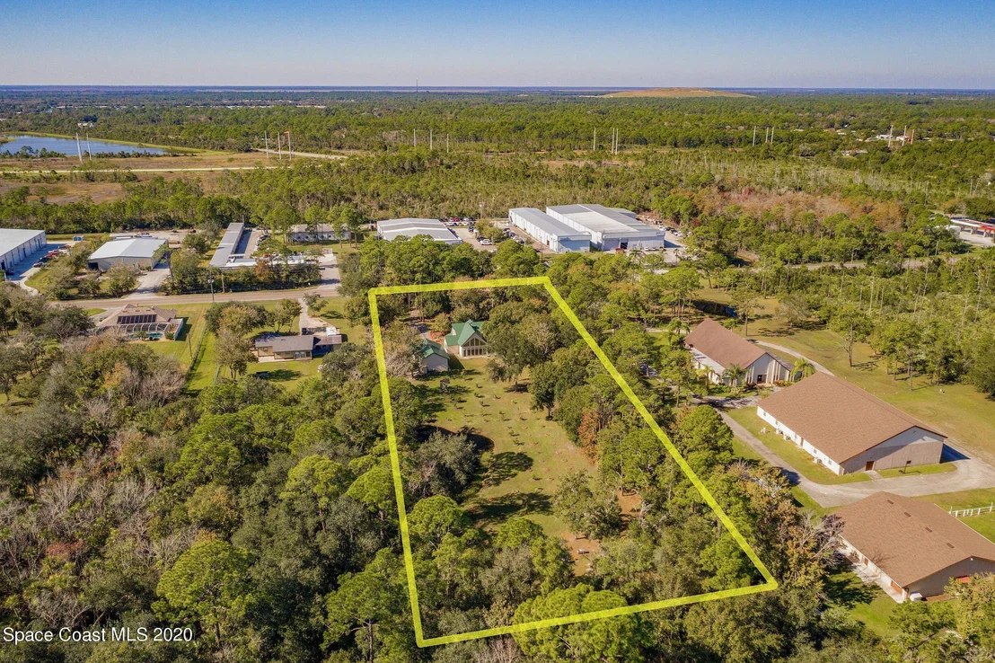 Photo of 1460 Cox Road