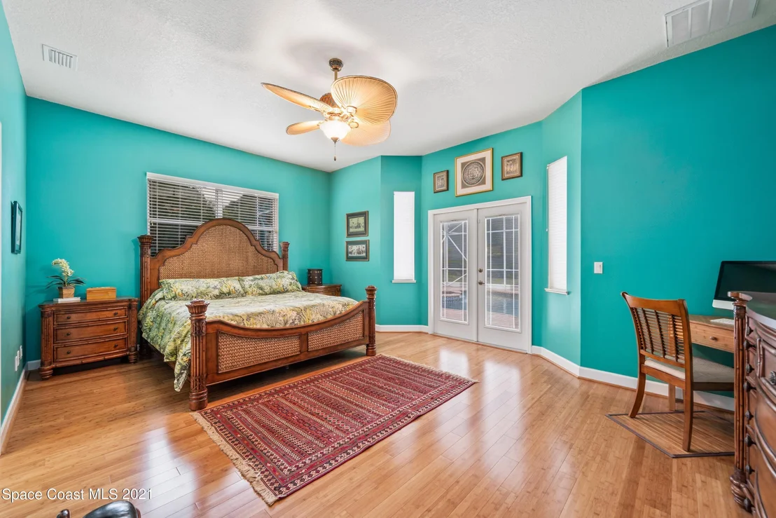 Photo of 975 Starling Way