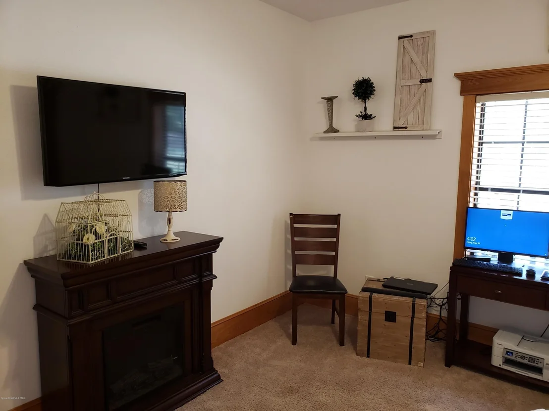 Photo of 555 Hale Road