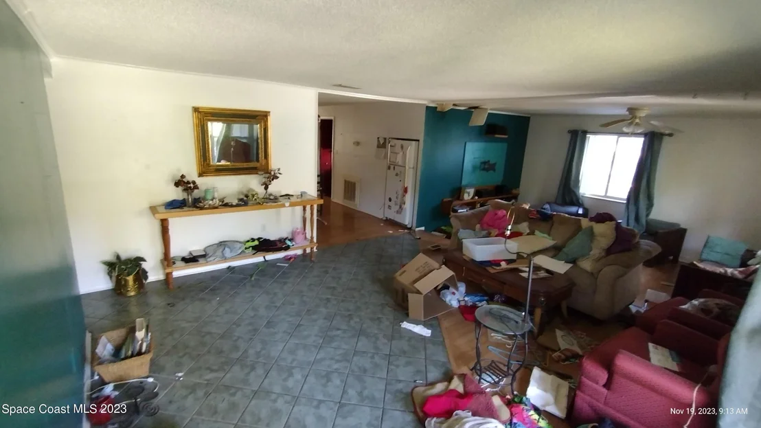 Photo of 7 Knollwood Drive
