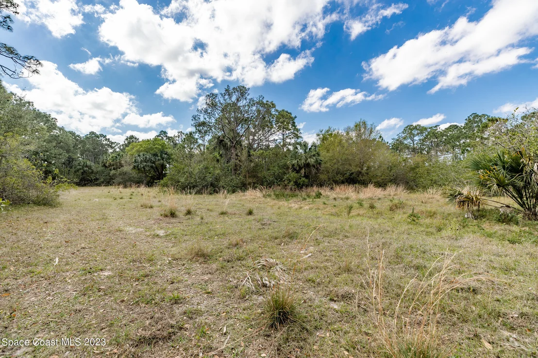 Photo of 385 Hall Road