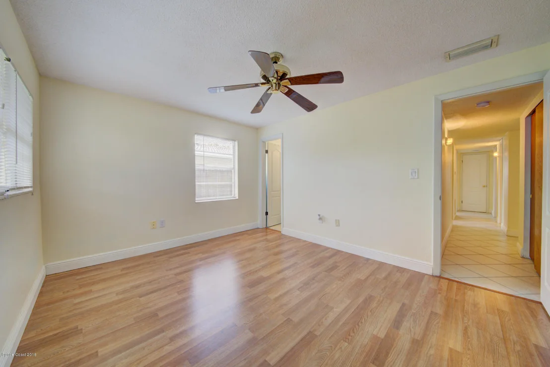 Photo of 356 Dorset Drive