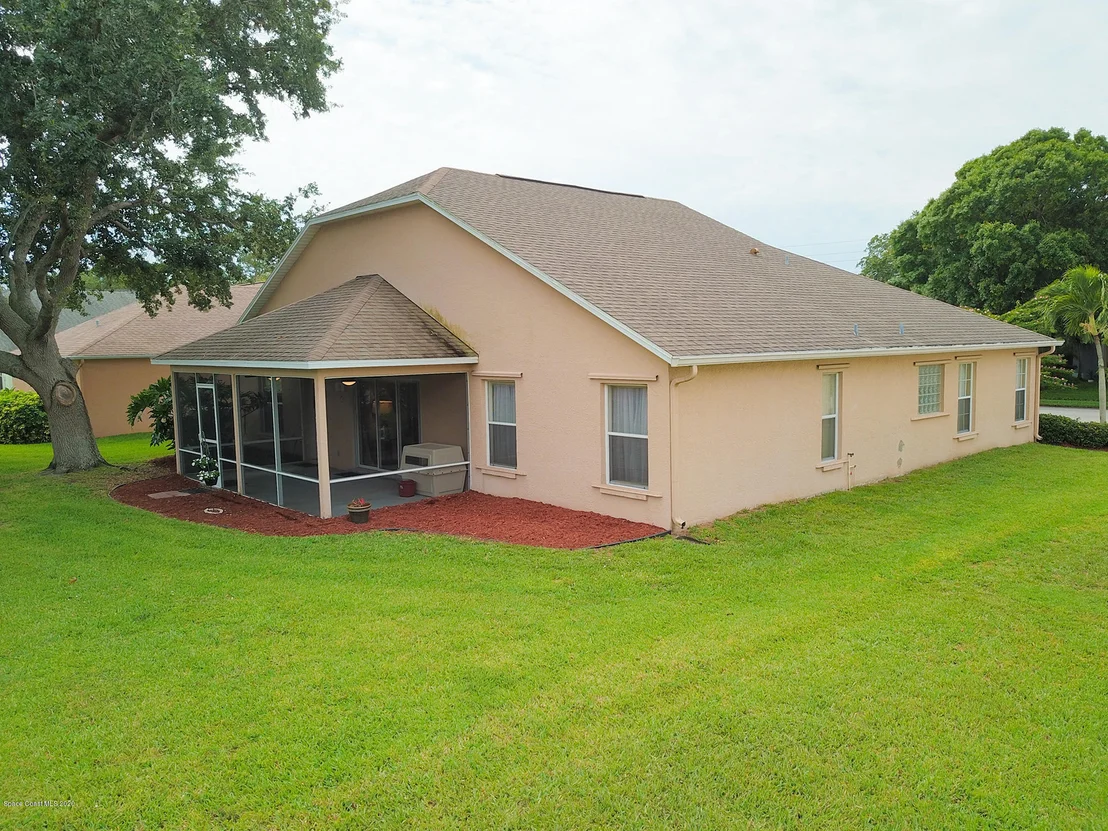 Photo of 1670 Rustic Way