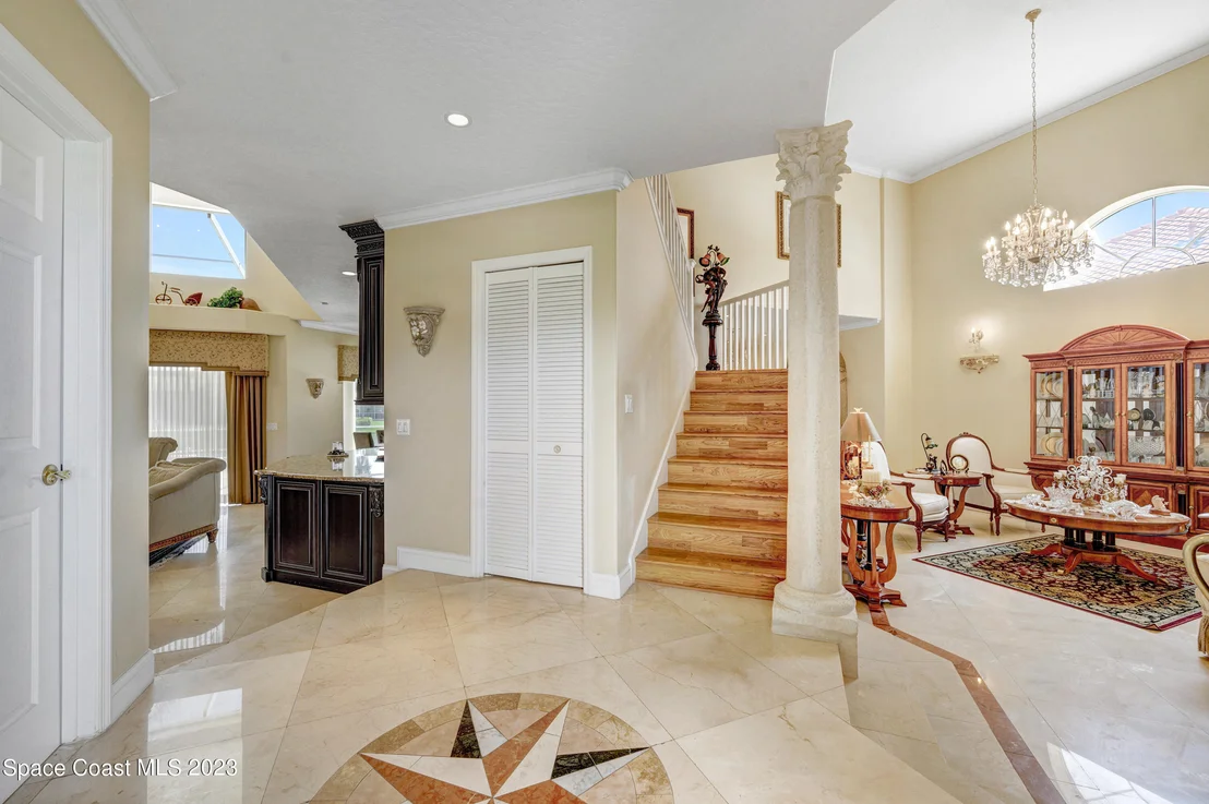 Photo of 335 Lanternback Island Drive
