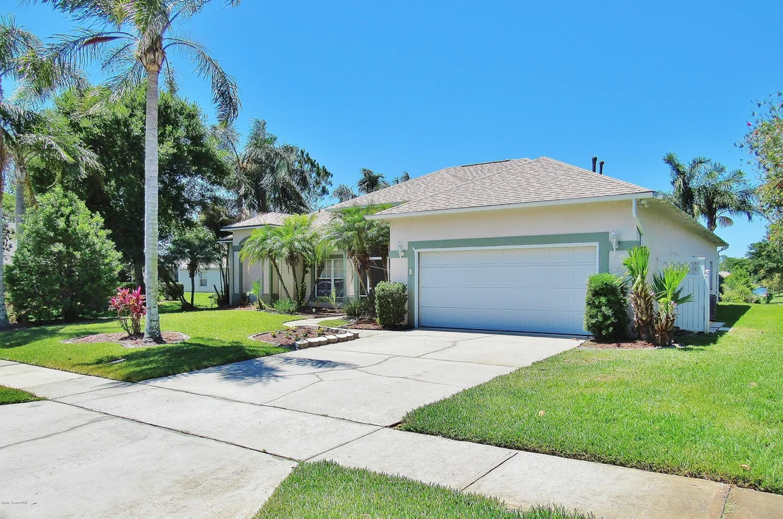 Photo of 969 Kingfisher Way