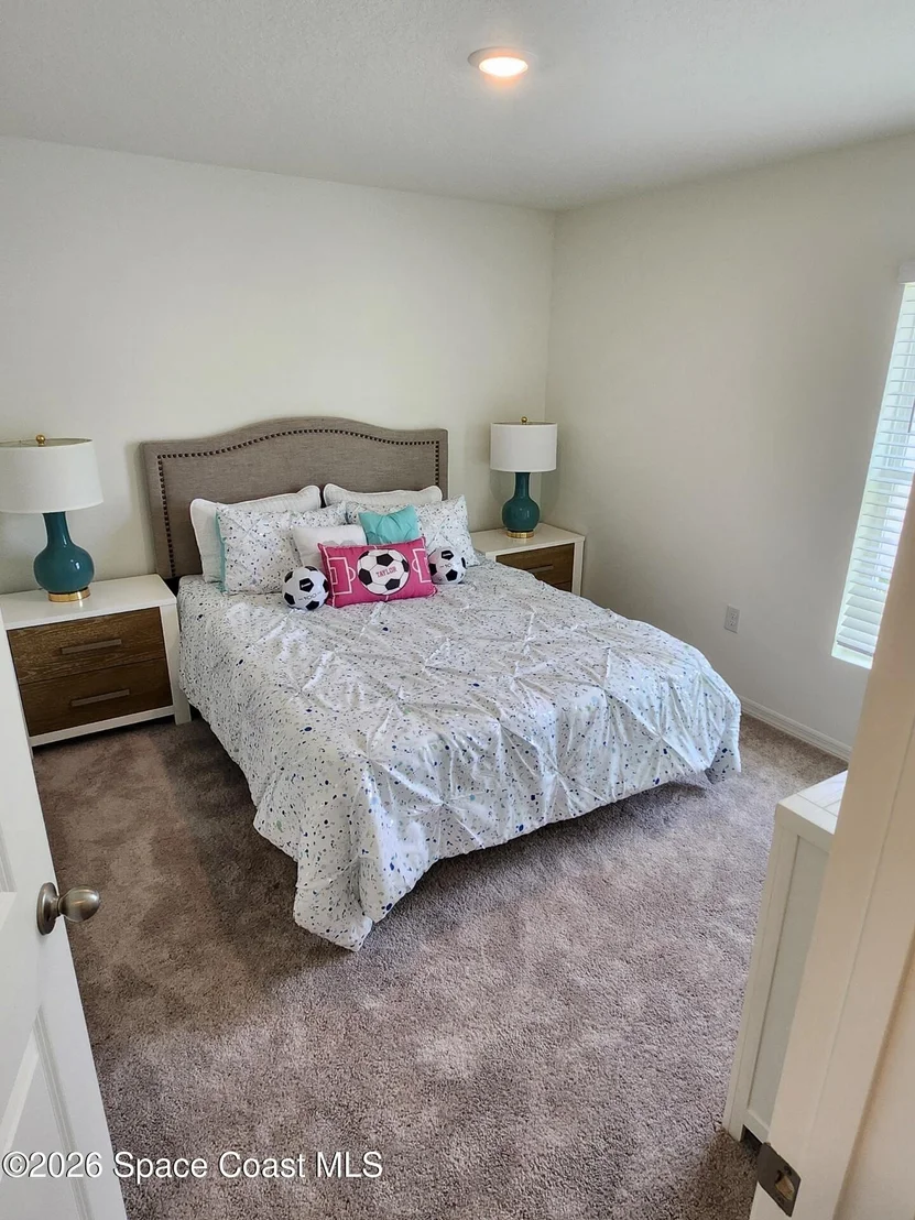 Photo of 641 SW Richmond Circle SW