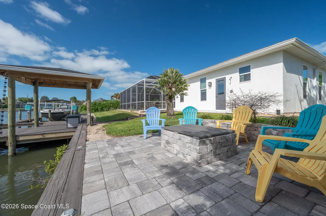 Photo of 447 Sandy Key