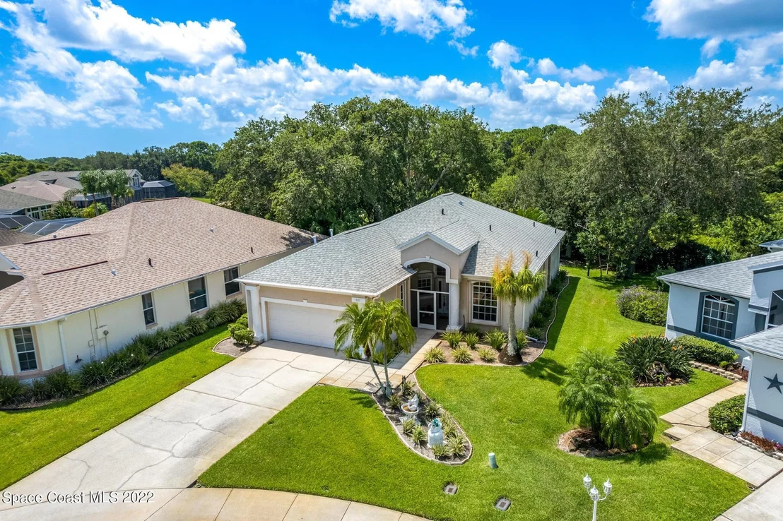 Photo of 901 Suntree Woods Drive