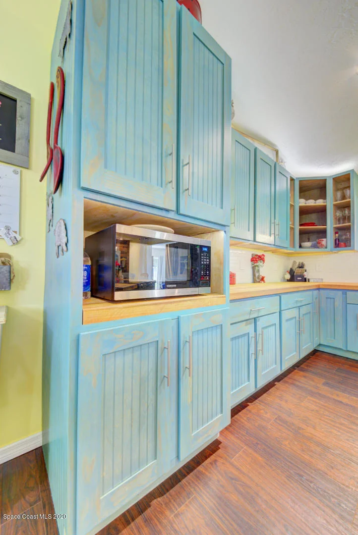 Photo of 6421 Hunt Road