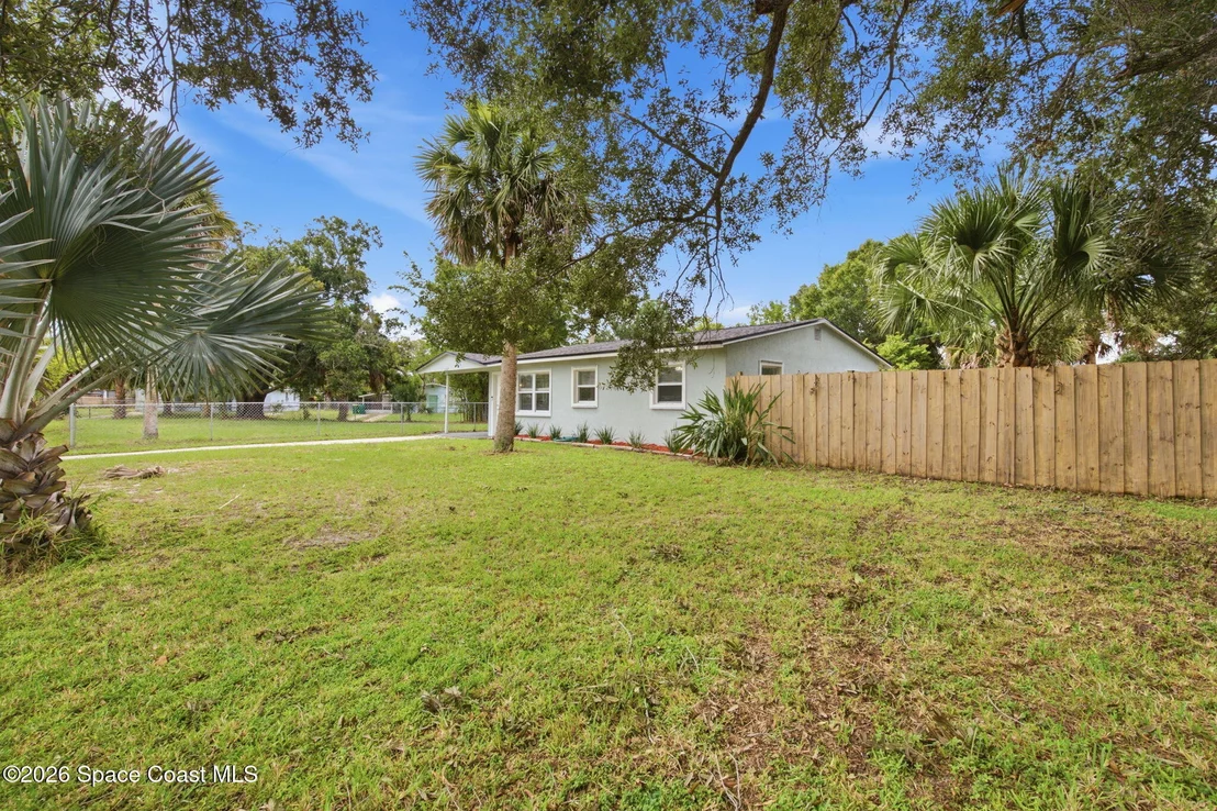 Photo of 2267 Robinhood Drive