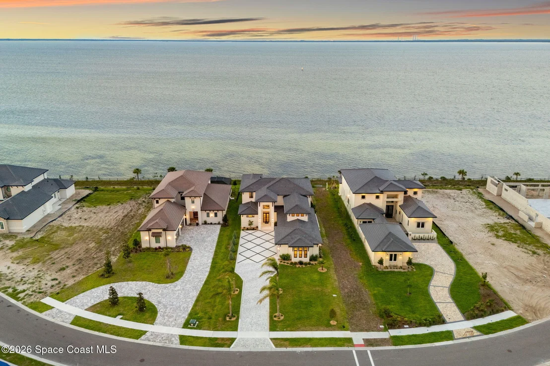 Photo of 5941 Constellation Drive