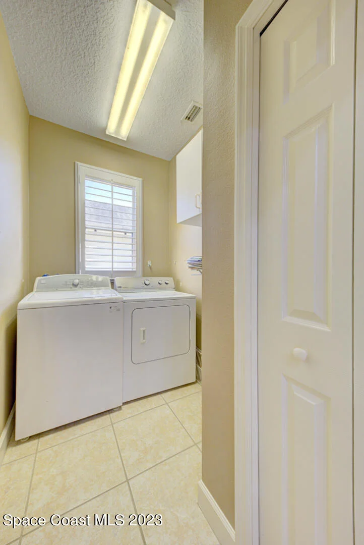 Photo of 2614 Canterbury Circle