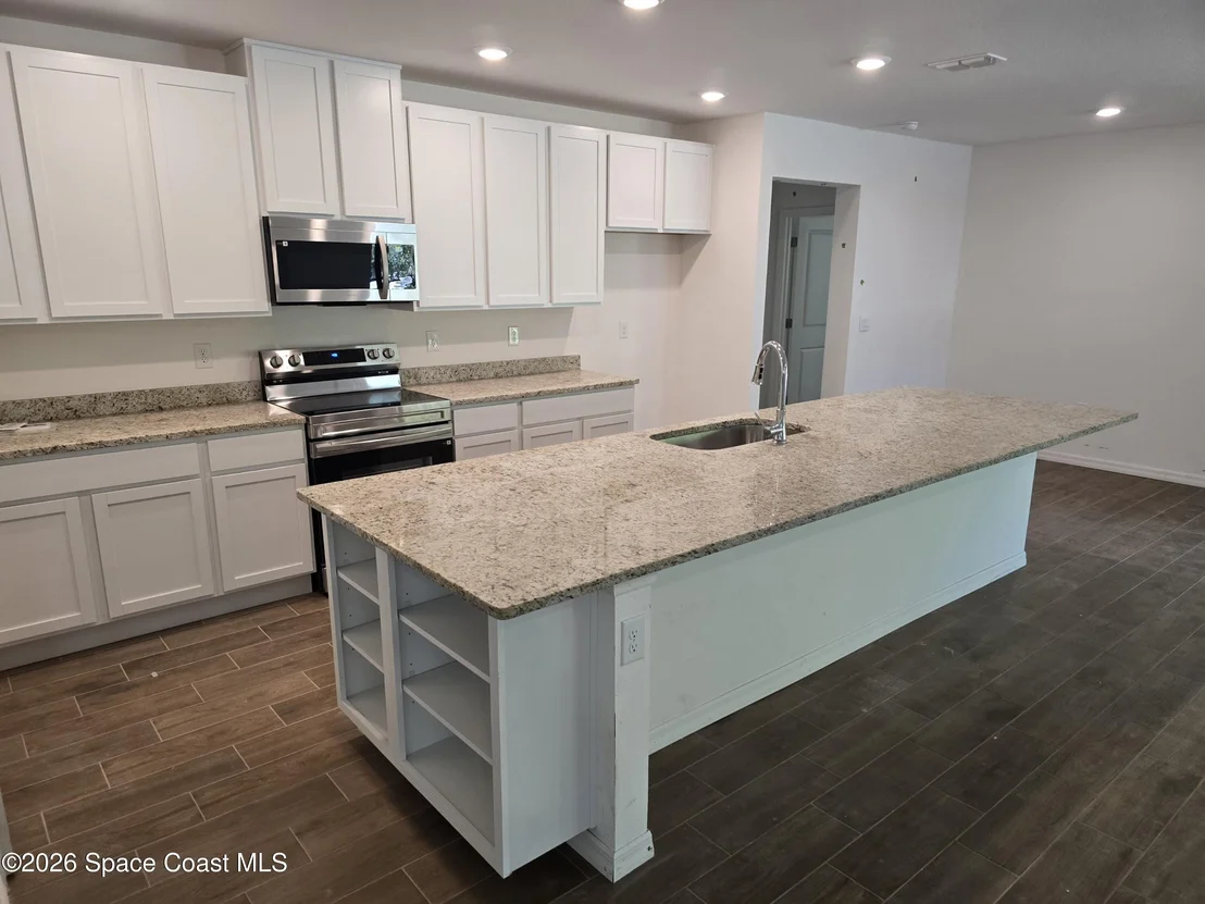 Photo of 107 Eddy Lane
