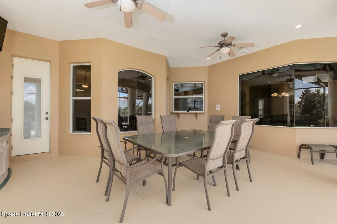 Photo of 4270 Stoney Point Road