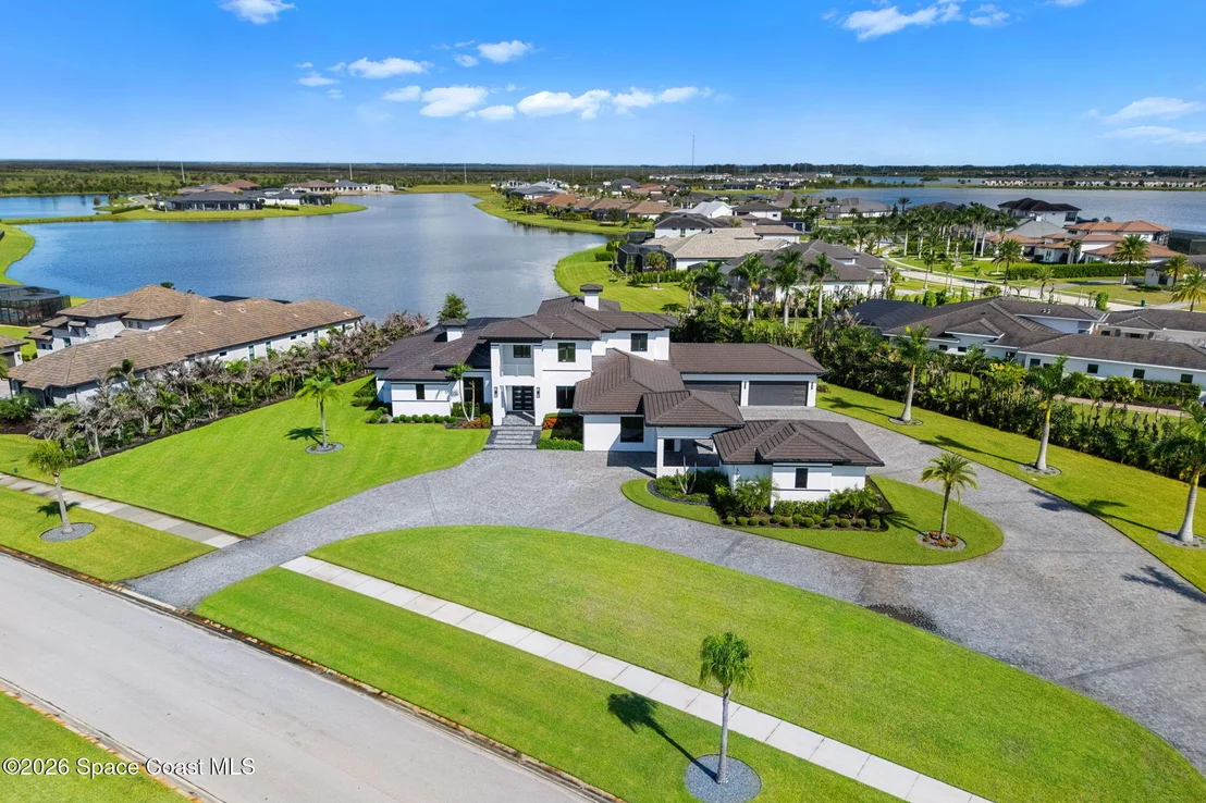 Photo of 3618 Lake Adelaide Place