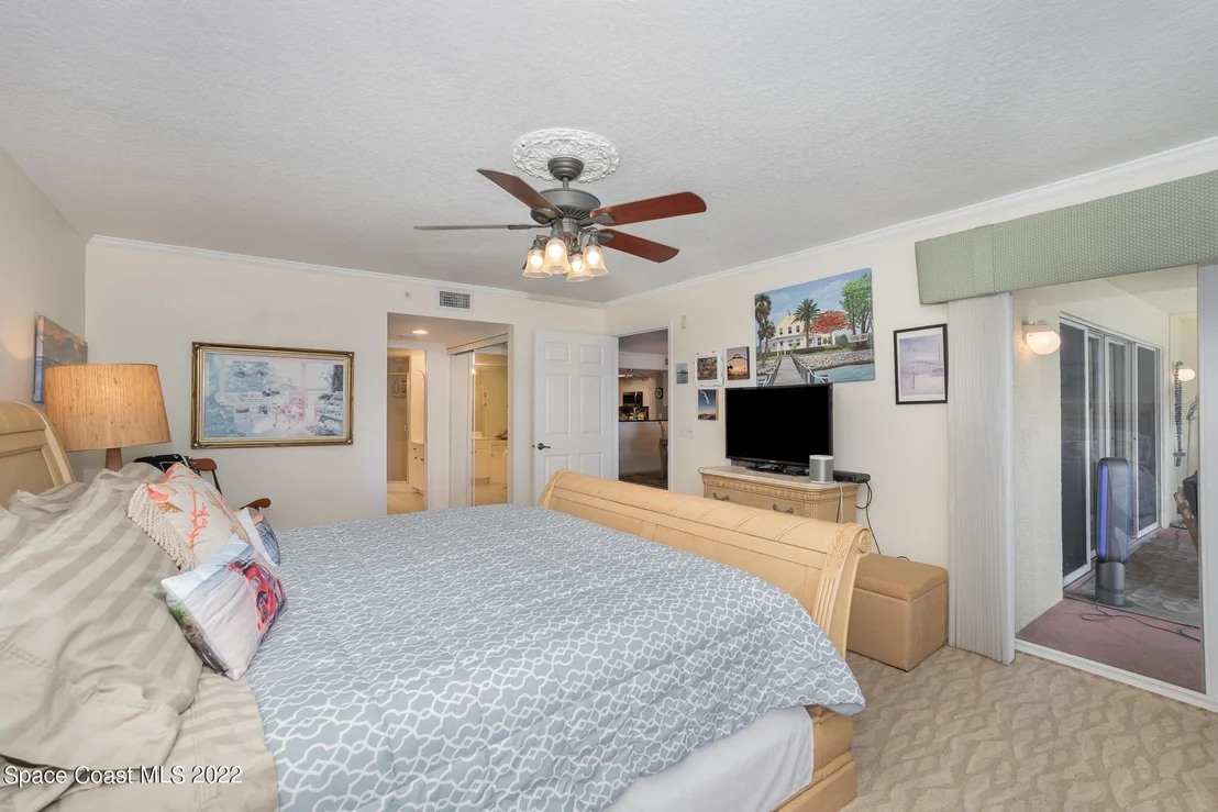 Photo of Unit 205 at 100 Riverside Drive
