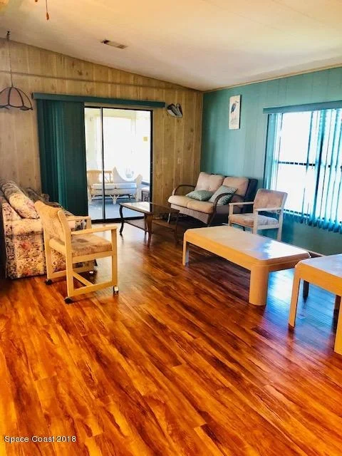 Photo of 532 Lee Court