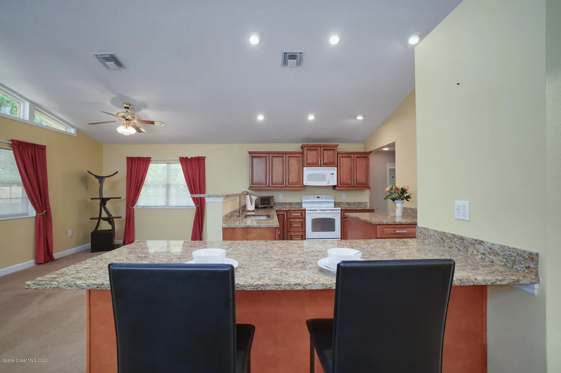 Photo of 2125 Linrose Lane