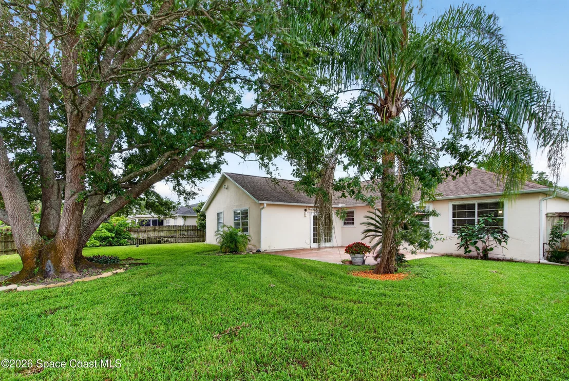 Photo of 621 Seven Gables Circle SE
