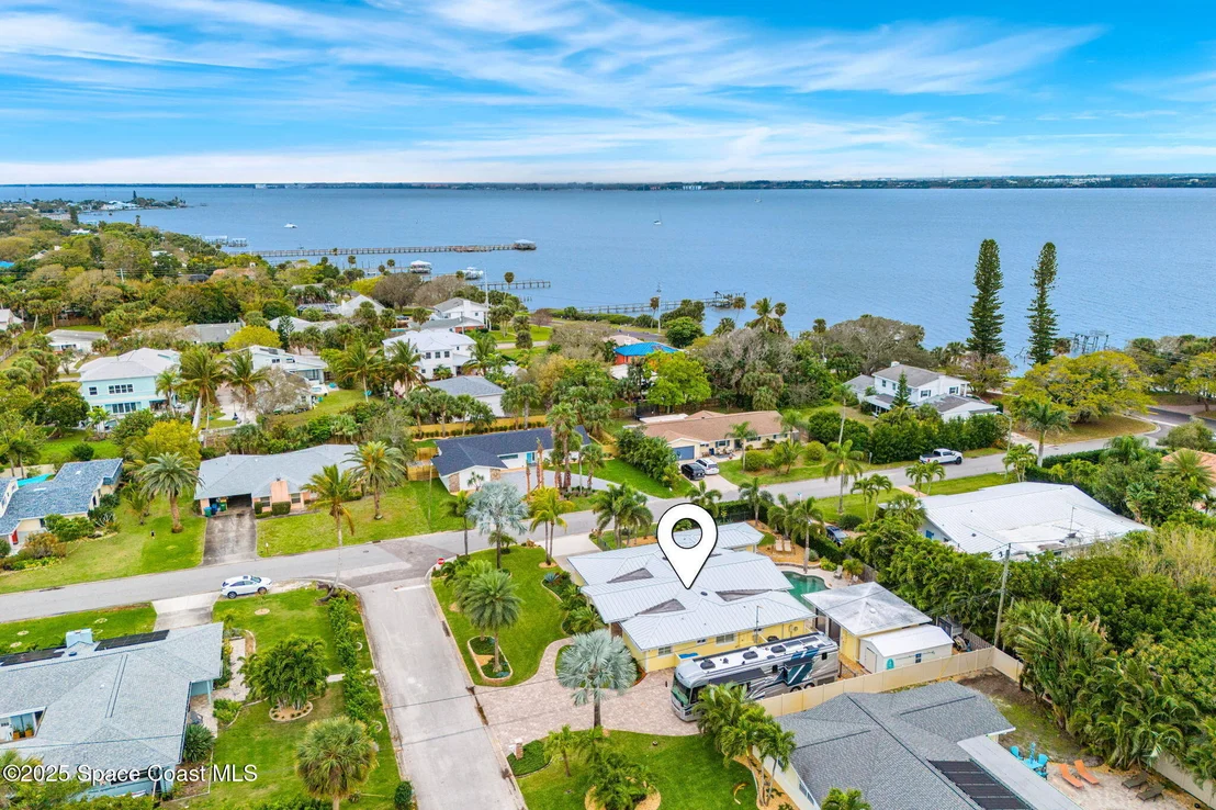 Photo of 610 Mango Drive