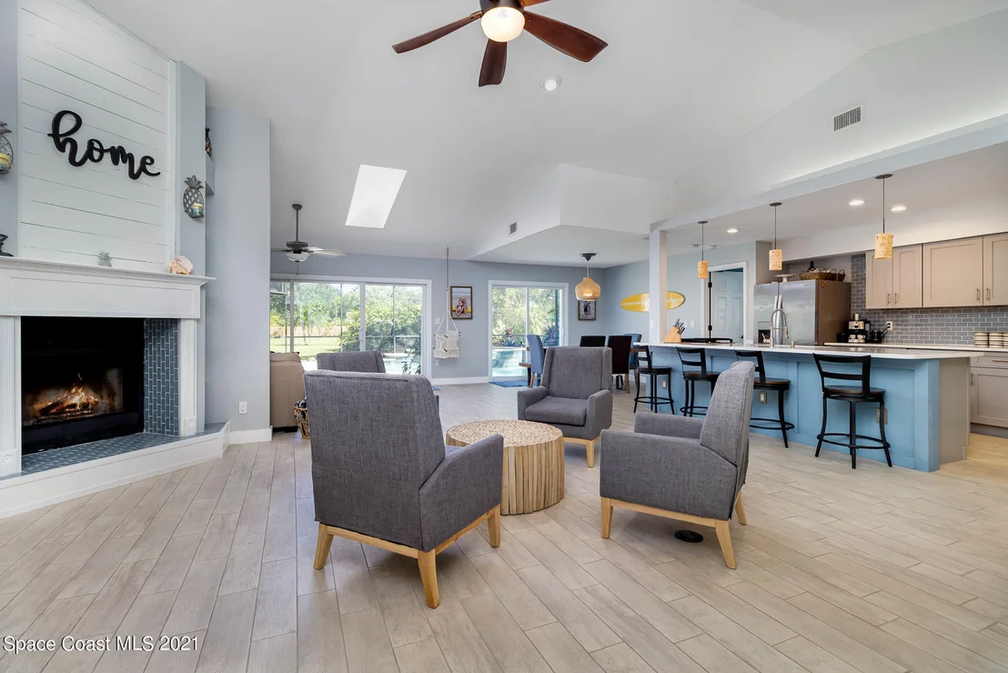 Photo of 548 Sawgrass Circle