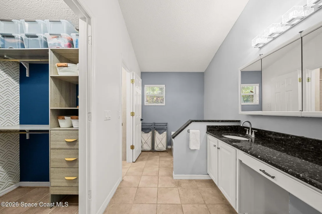 Photo of 3382 Lake View Circle