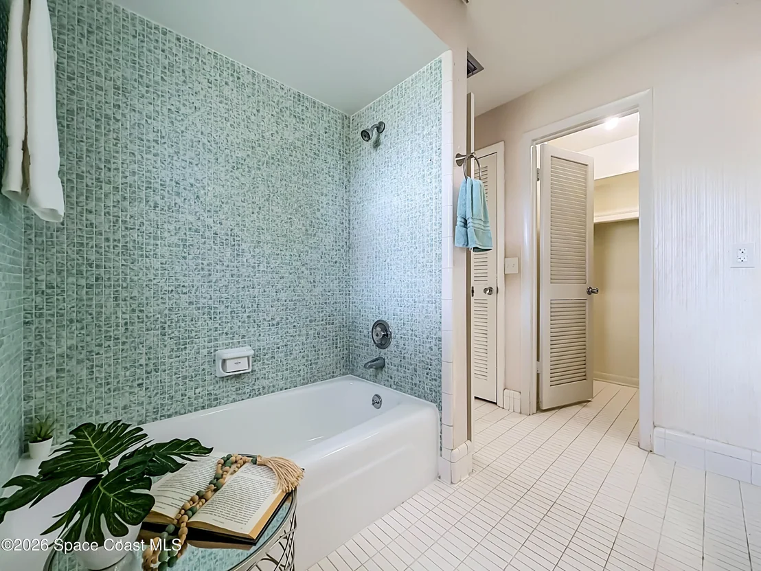 Photo of 3230 Buckingham Lane