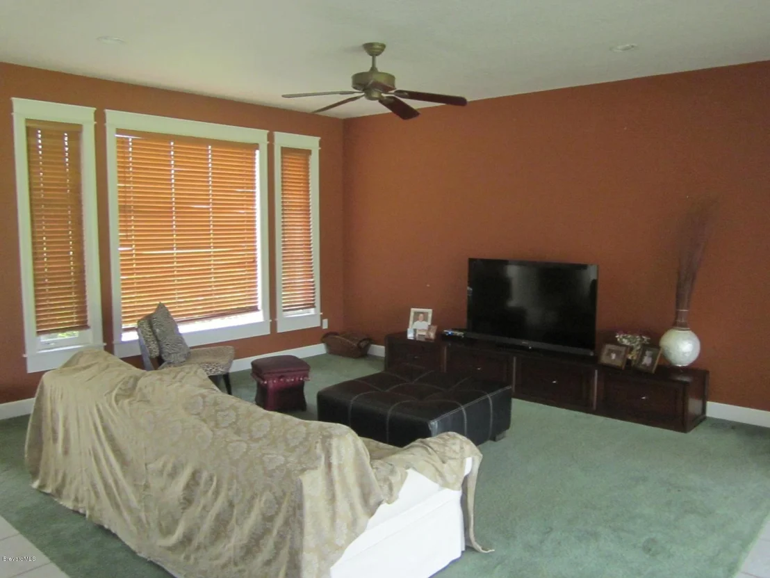 Photo of 4165 Lakeglen Drive