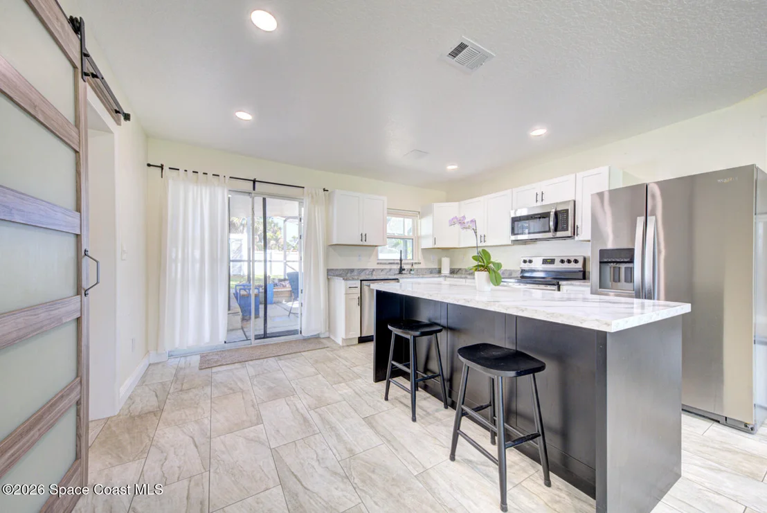 Photo of 452 Alice Drive