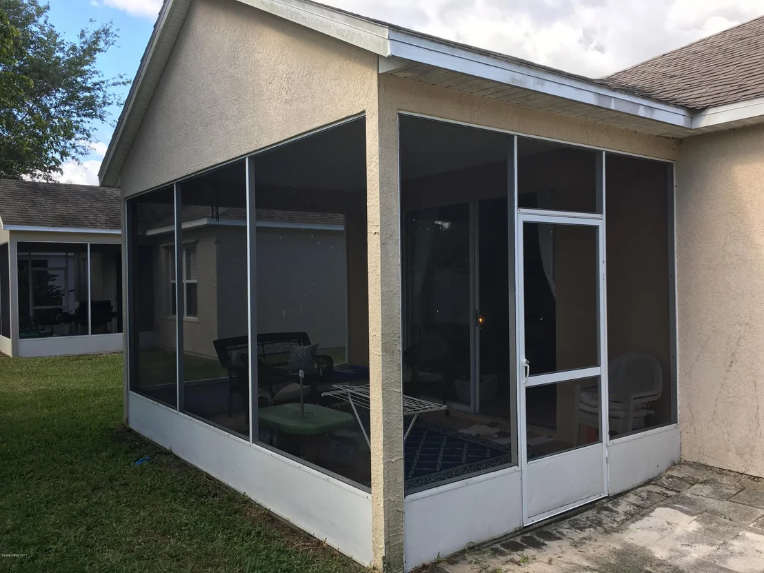 Photo of 958 Riviera Point Drive