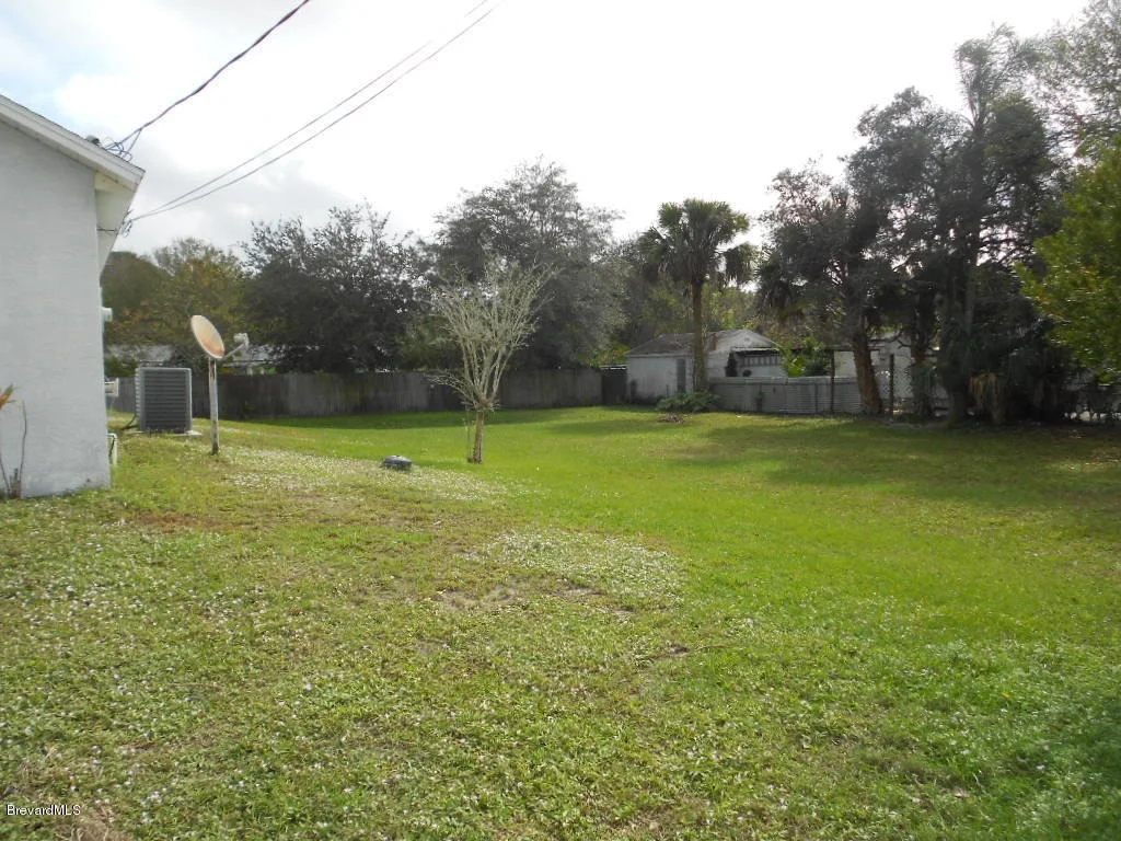 Photo of 1373 Blanche Street