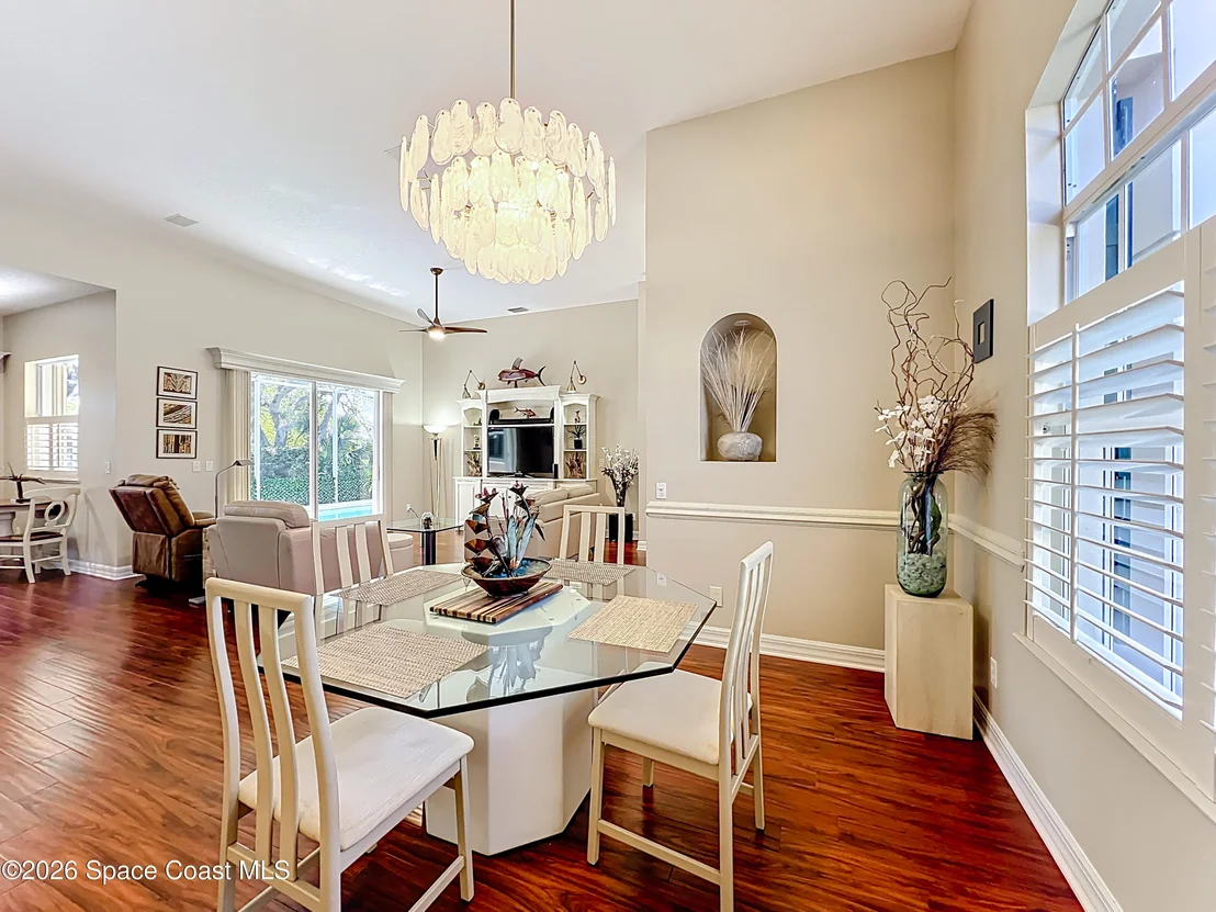 Photo of 383 Pentland Drive
