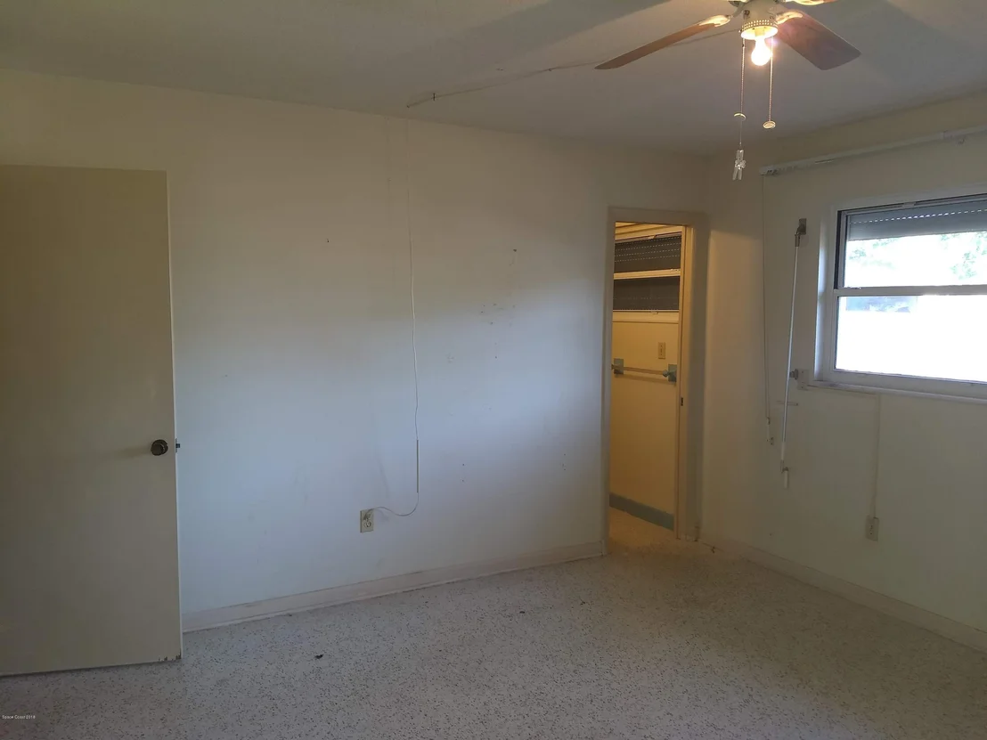Photo of 800 Edwards Street NE