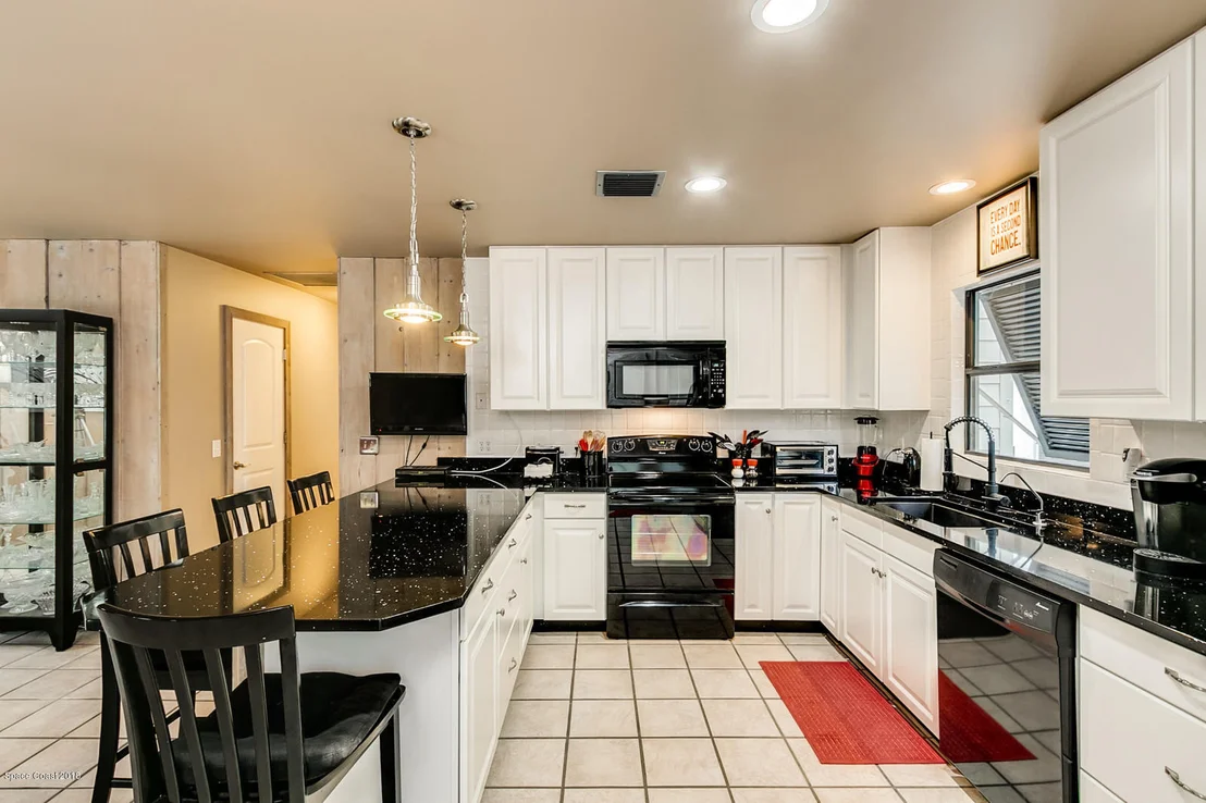 Photo of 345 Pelican Drive